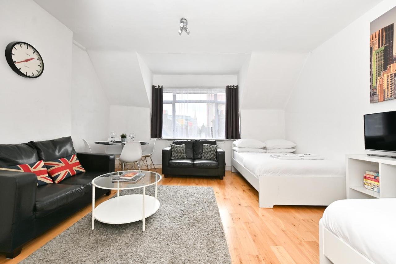 Soho Apartment, Theatres & Old Compton Street Londra Esterno foto